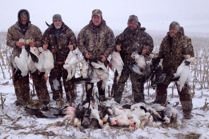 Squaw Creek Hunt Club - Snow Goose Guides – Outfitters – 855-473-2875